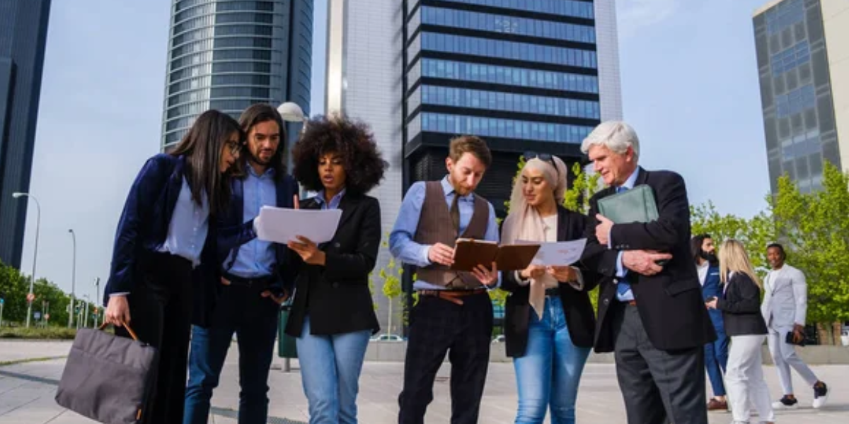 USA O-1 visa extraordinary ability criteria and evidence requirements explained